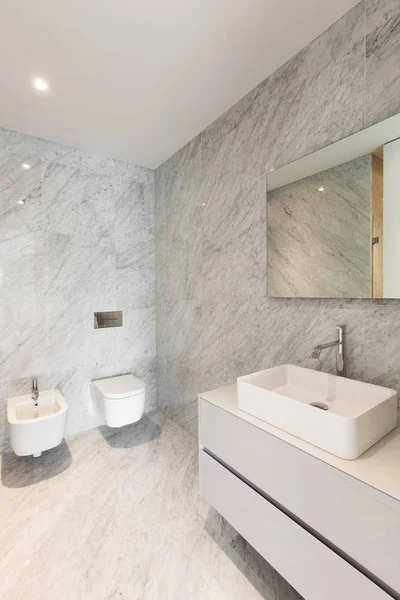 漂亮的浴室大理石 — 图库照片