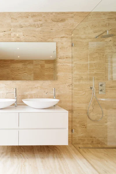 Pěkné Moderní Koupelna Mramorové Zdi — Stock fotografie