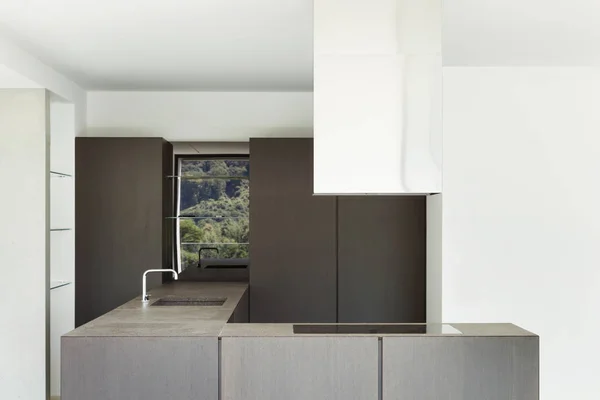 Nova arquitetura, cozinha moderna — Fotografia de Stock