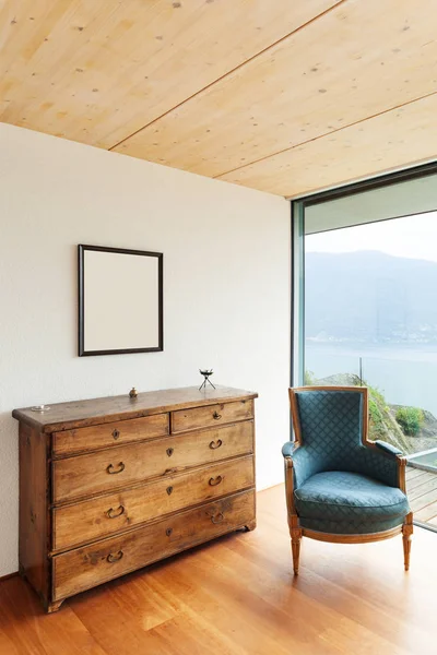 Modern ev, içeride kimse yok