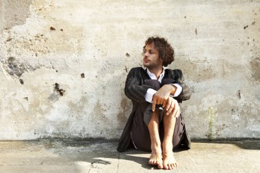 açık bir genç adam portresi