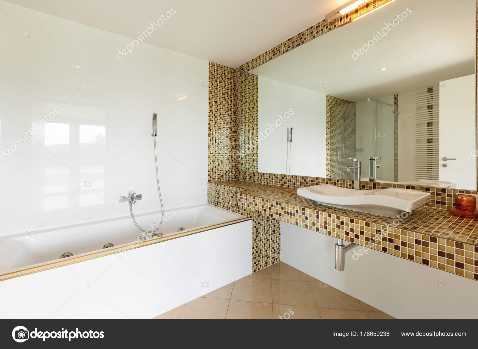 Schönes Badezimmer anzeigen — Stockfoto © Zveiger #178659238 Schönes Badezimmer anzeigen — Stockfoto © Zveiger #178659238