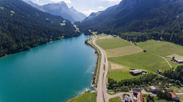 Paisaje visto desde arriba con dron, valle — Foto de Stock