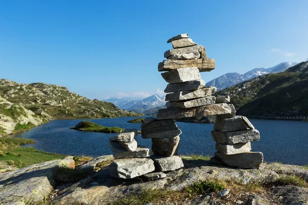 Alp pass San Bernardino İsviçre, Moesola Gölü