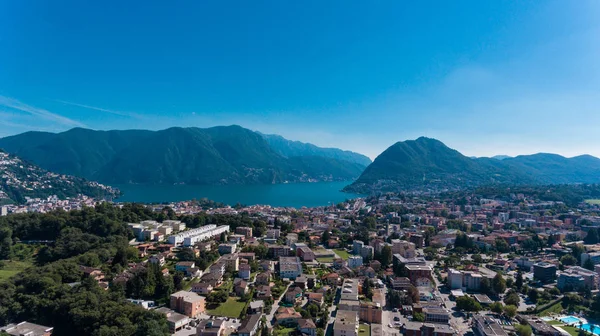 Panorama van Lugano in Ticino — Stockfoto