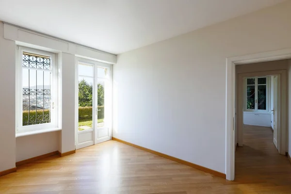 Empty white room with window — Stock Photo, Image