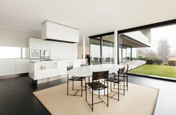 Architectuur, prachtige interieur van een modern huis — Stockfoto