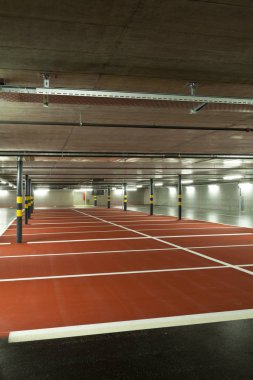 yeni yeraltı otoparkı