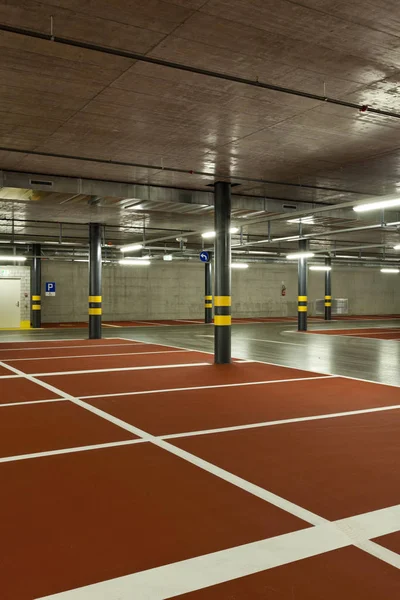 yeni yeraltı otoparkı