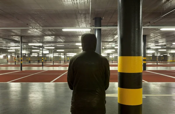 Nouveau Parking Souterrain Vue Arrière Ombragée — Photo