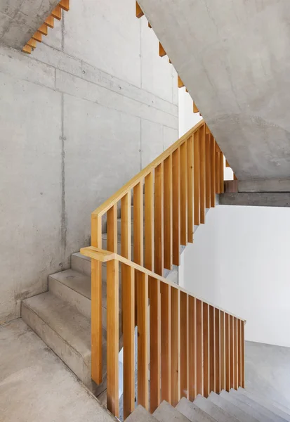 Внутренний дом, лестница — стоковое фото