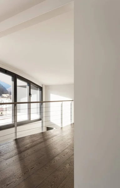 Schönes Interieur einer neuen Wohnung — Stockfoto