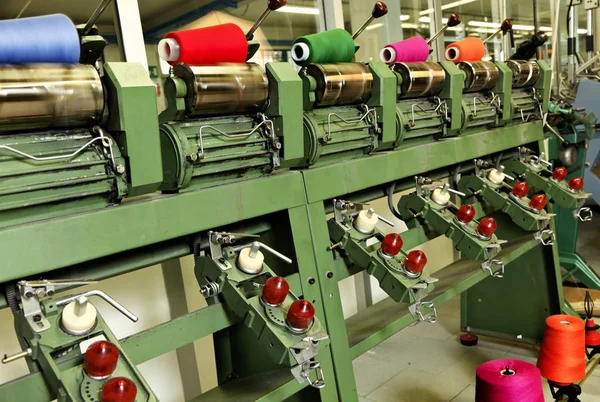 Fábrica têxtil industrial — Fotografia de Stock