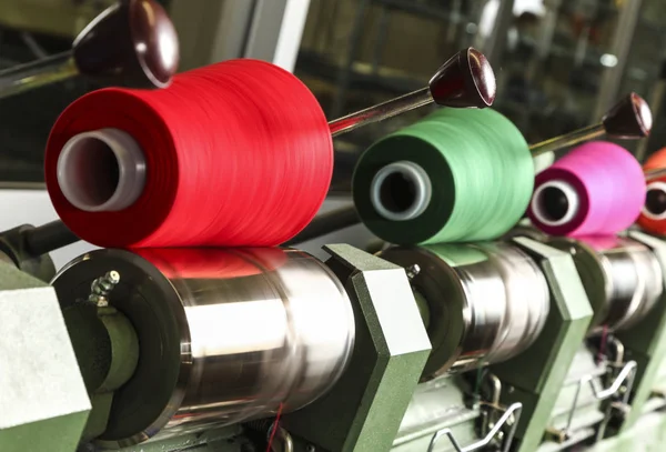 Fábrica têxtil industrial — Fotografia de Stock