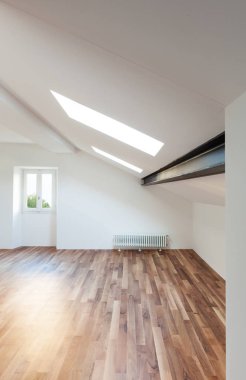 İç güzel çatı, boş 