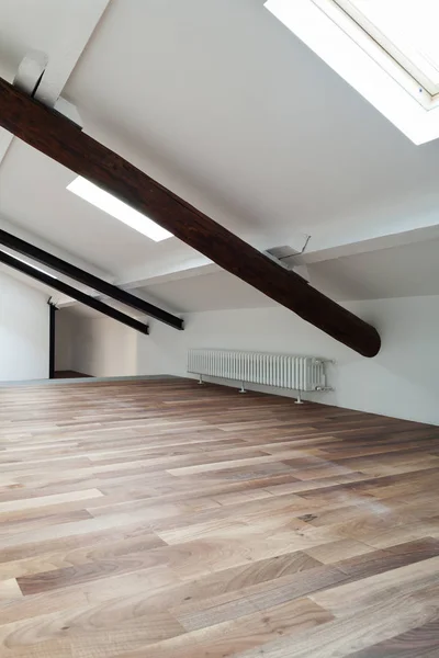 Home interior, attic — Stock Photo, Image