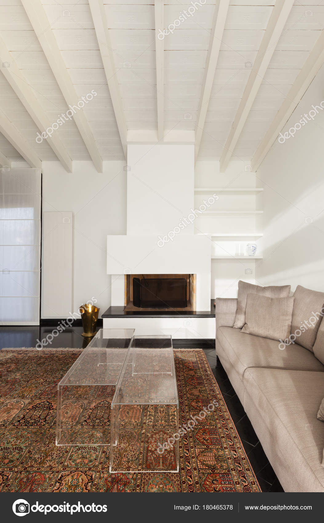 Wohngebäude Komfortable Loft Moderne Möbel Wohnzimmer — Stockfoto ... Wohngebäude Komfortable Loft Moderne Möbel Wohnzimmer — Stockfoto ...