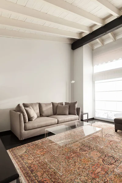 Interior Loft Confortável Mobiliário Moderno Sala Estar — Fotografia de Stock