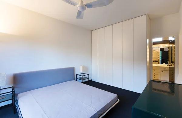 Interior Loft Cómodo Muebles Modernos Dormitorio —  Fotos de Stock
