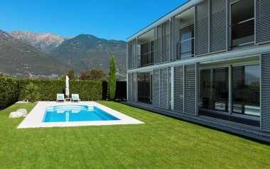 Modern villa havuzlu