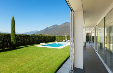 Modern villa havuzlu