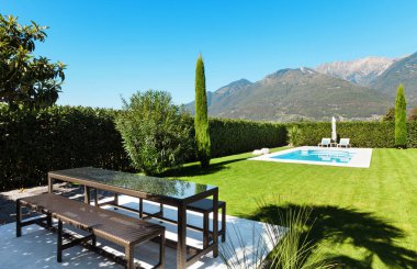 Modern villa havuzlu