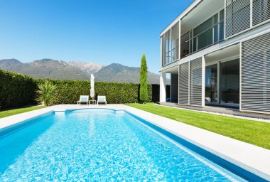 Modern villa havuzlu