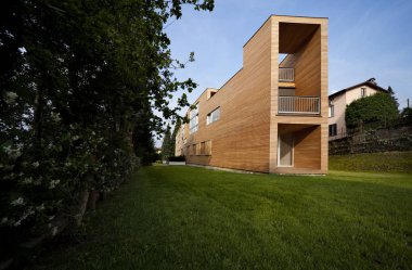 Katı ve boşlukları arasındaki ilişki