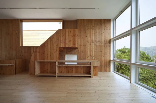 Appartement intérieur en bois — Photo