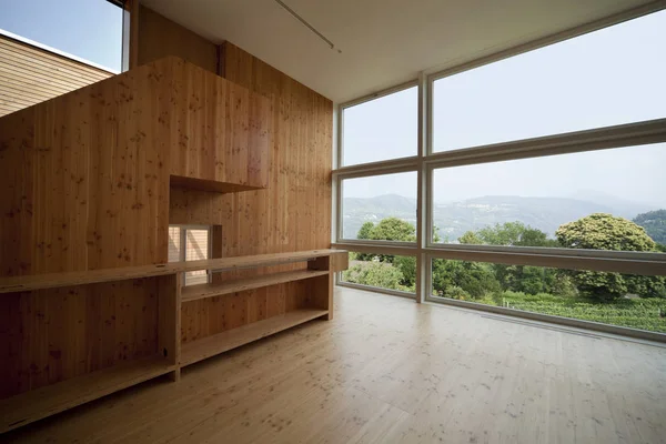 Drewniane wnętrza mieszkania — Zdjęcie stockowe