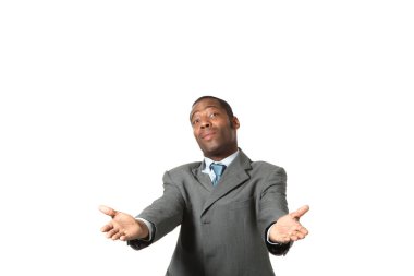 Beyaz arka plan üzerinde takım elbise siyah işadamı portresi 