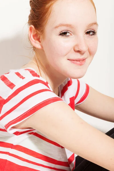 Retrato de menina bonito — Fotografia de Stock