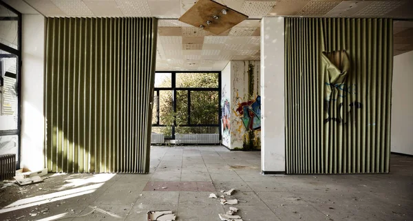 废弃的房子, 建筑学 — 图库照片