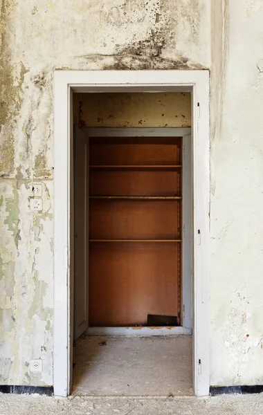 Casa abandonada, arquitectura — Foto de Stock