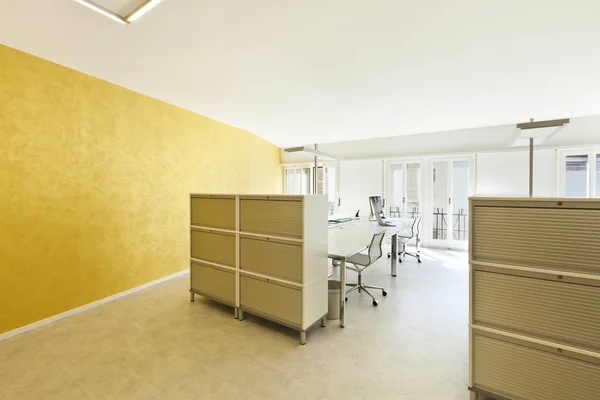 Modern Ofis Tasarım Geniş Oda — Stok fotoğraf