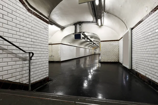 Old underground tunnel — Stock Photo, Image