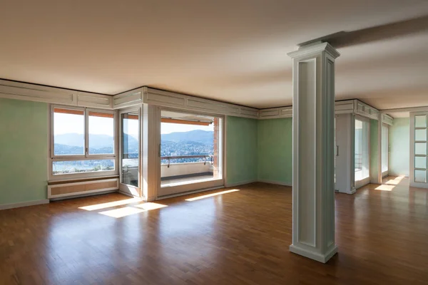 Domácí interiéry v klasickém stylu — Stock fotografie
