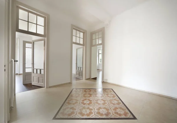 Klasický byt interiérové dřevěné podlahy — Stock fotografie