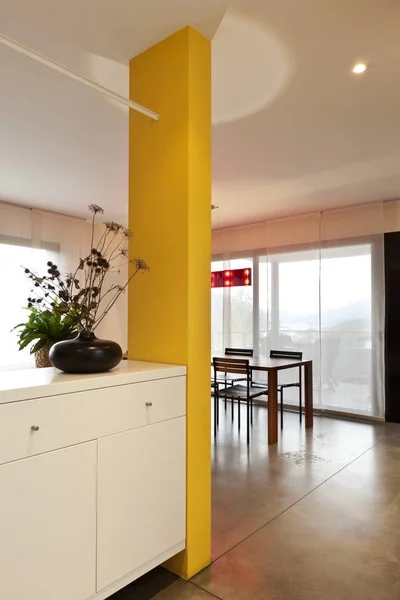 Moderne Wohnung, Wohnzimmer — Stockfoto