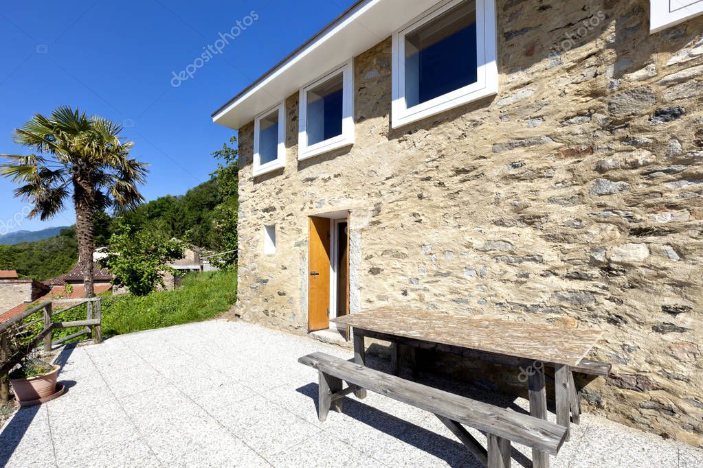 outdoor architecture, rustic house