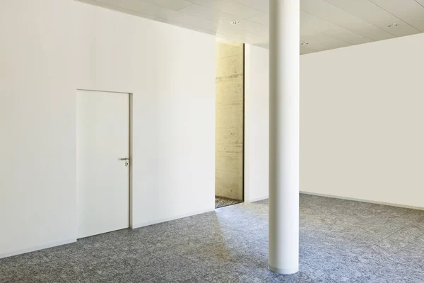 Interiér, podlahy, bílé zdi domu žuly — Stock fotografie