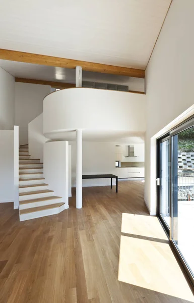 Intérieur maison moderne, grand espace ouvert — Photo