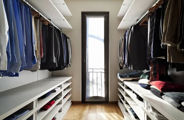 Bel appartement, intérieur, armoire — Photo