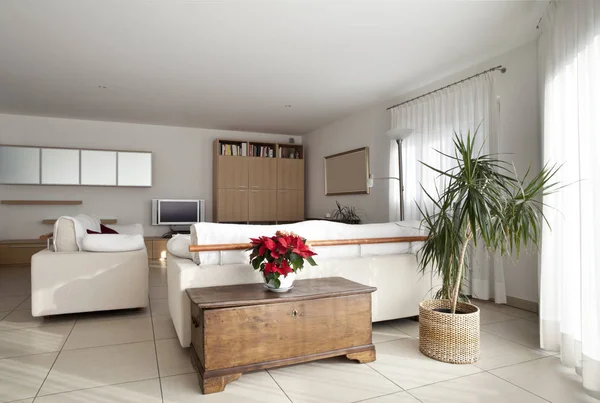 Moderne lichte woonkamer interieur — Stockfoto