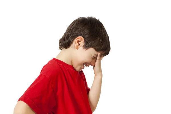 Menino com camisa vermelha no fundo branco — Fotografia de Stock