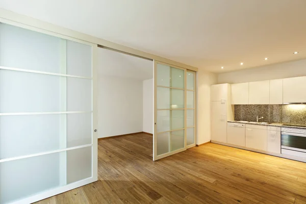 Moderní byt, interiér, kuchyně — Stock fotografie
