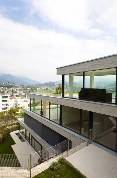 Buitenkant modern gebouw — Stockfoto