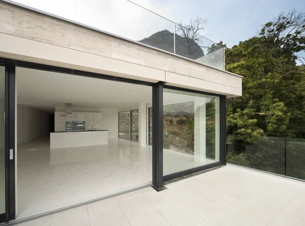 Veranda van modern huis — Stockfoto