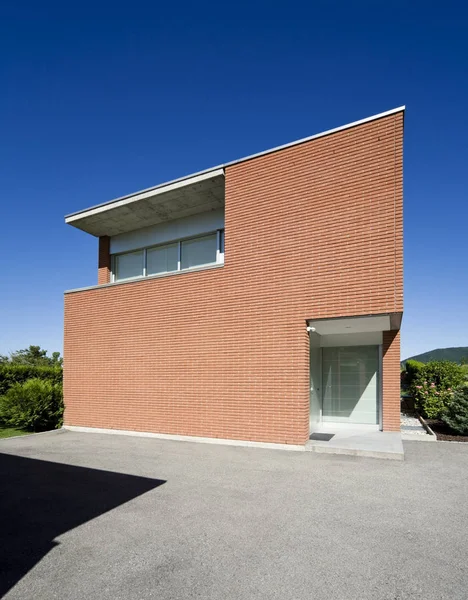 Backsteinhaus, Blick vom Hof — Stockfoto