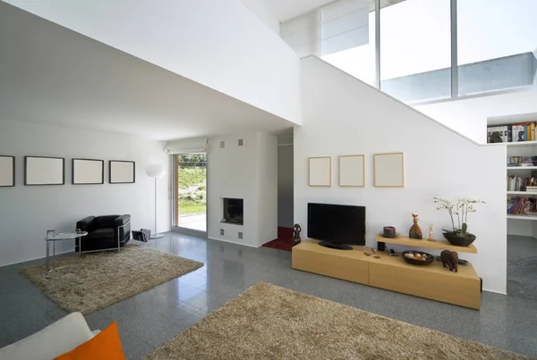 Luxurious villa interior, livingroom — Stock Photo, Image